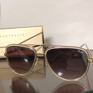 QUAY-JLO Aviators-mini- clear edge
